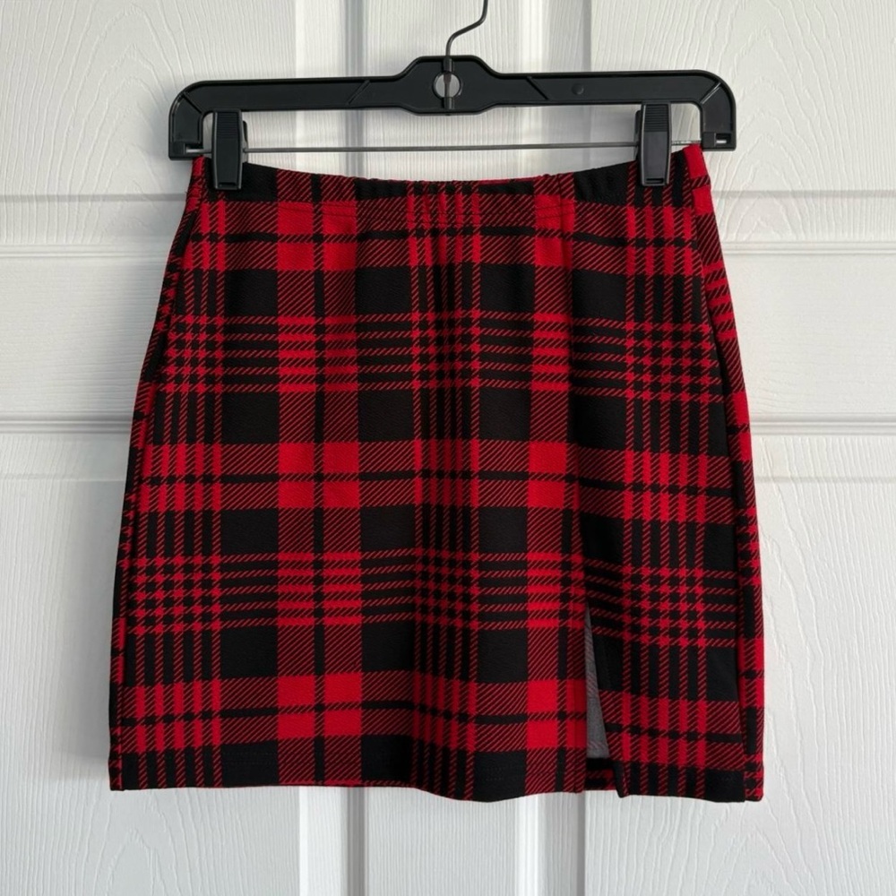 SHEIN Red and Black Plaid Mini Skirt